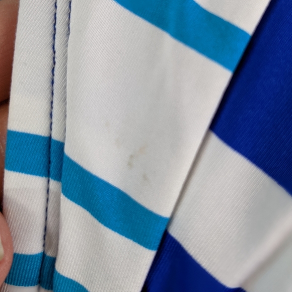 ☀️Liz Claiborne NWT bikini top 12 striped blue - Picture 12 of 16
